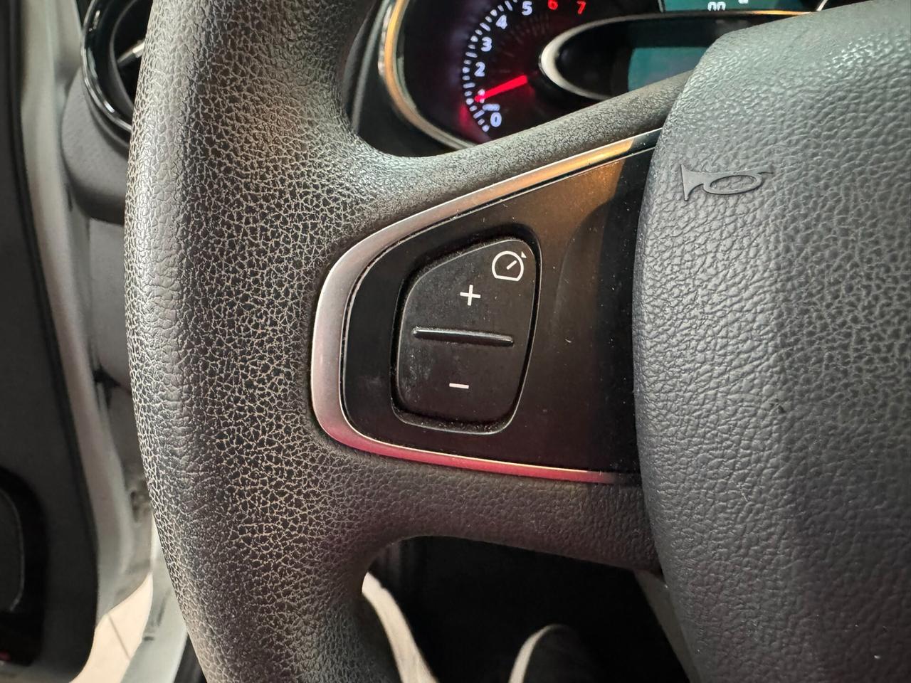 Renault Clio TCe 12V 90CV Start&Stop 5 porte Energy Zen