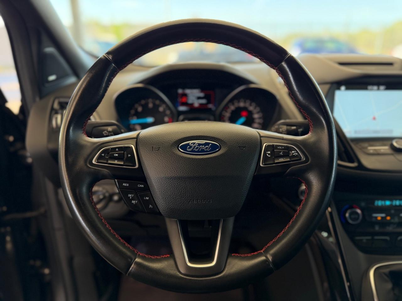 Ford Kuga 1.5 TDCI 120 CV ST-Line