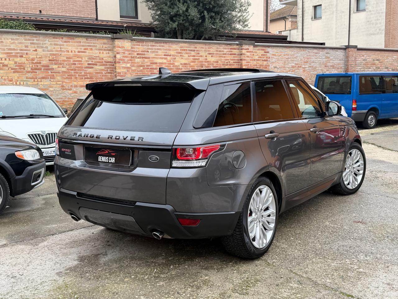 Land Rover Range Sport 3.0 TDV6 HSE Dynamic Edition Grey