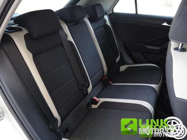 VOLKSWAGEN T-Roc 2.0 TDI Advanced DSG 150cv