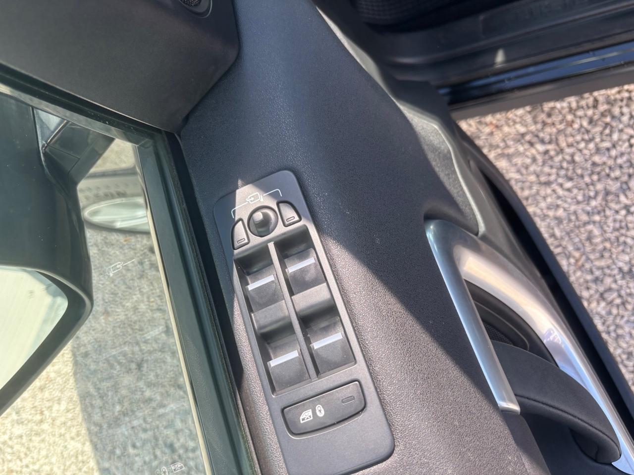 Land Rover Discovery Sport 2.0 TD4 150 CV HSE