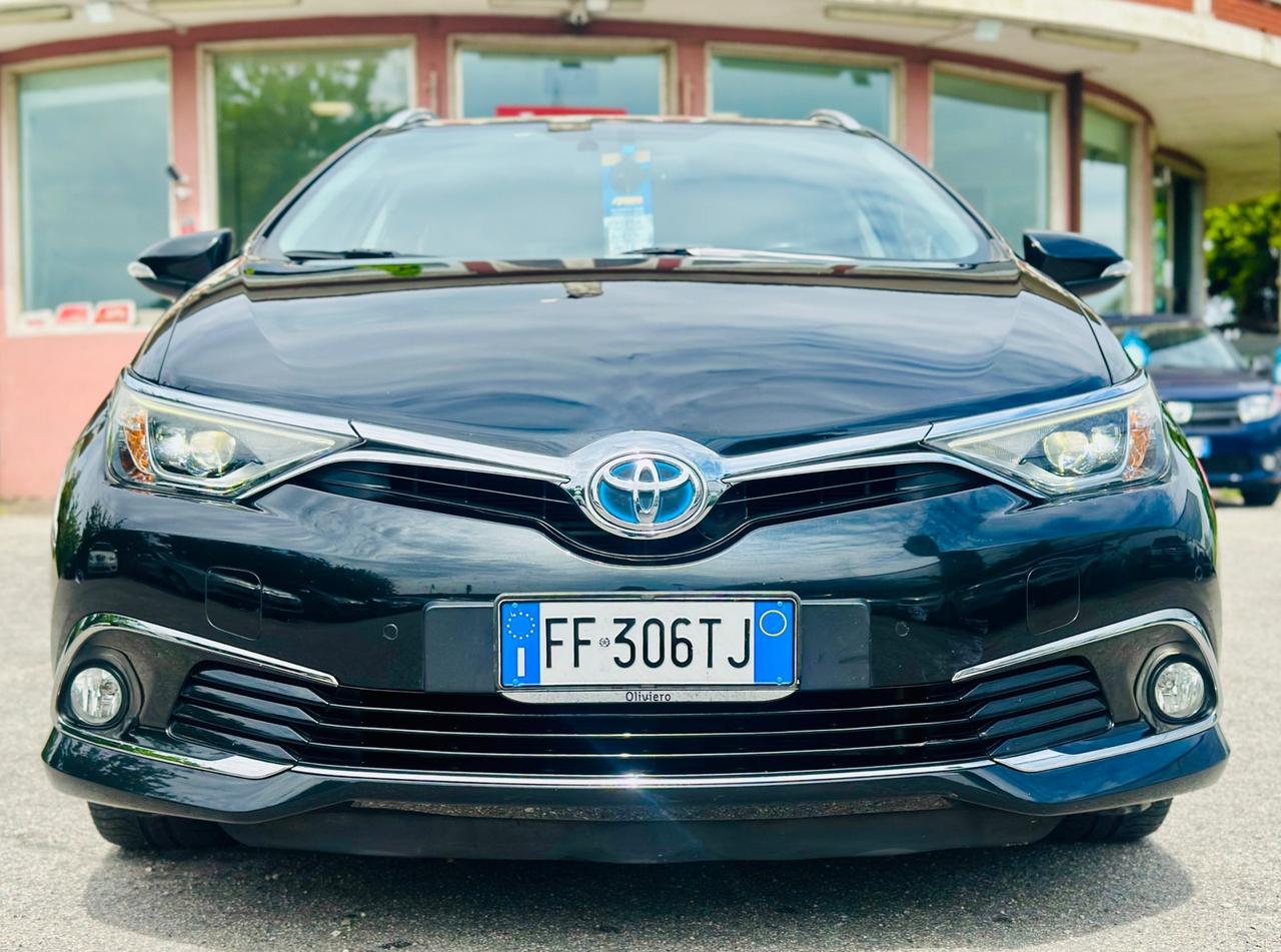 Toyota Auris Touring Sports 1.8 Hybrid Lounge