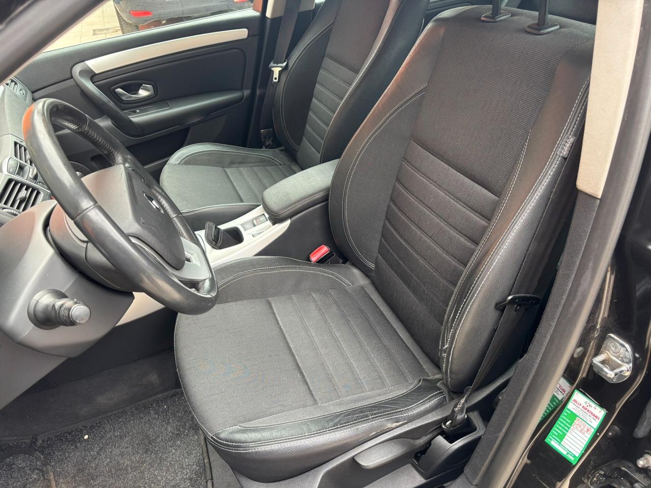 Renault Laguna 2.0 16V GPL Initiale