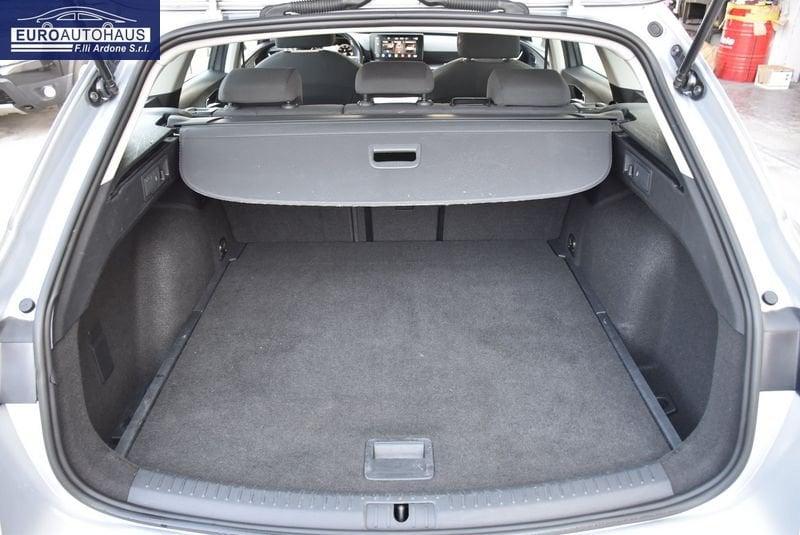 SEAT Leon Sportstourer 2.0 TDI 150 CV DSG Business