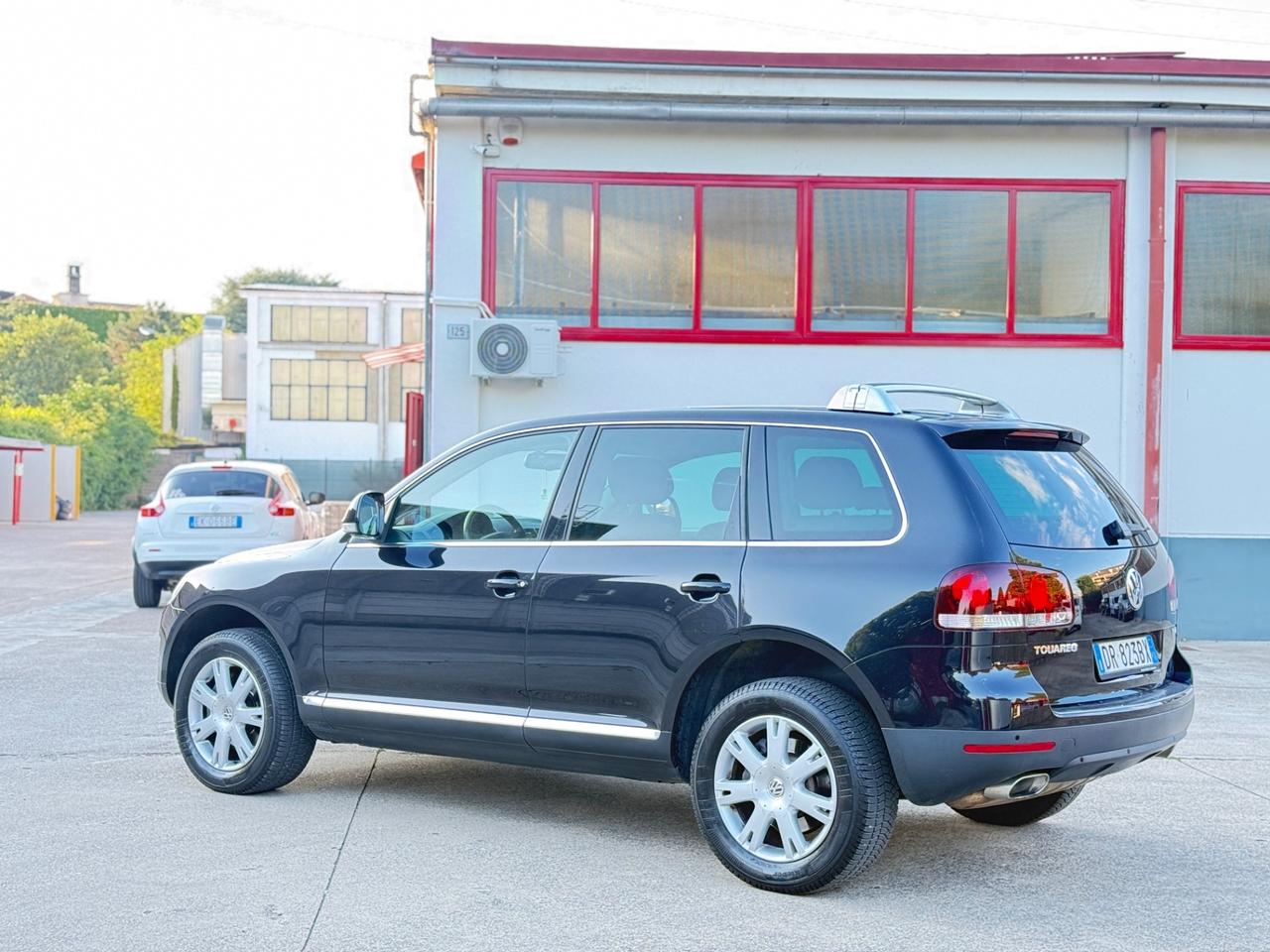 Volkswagen Touareg 3.0/240CV V6 TDI DPF Dakar