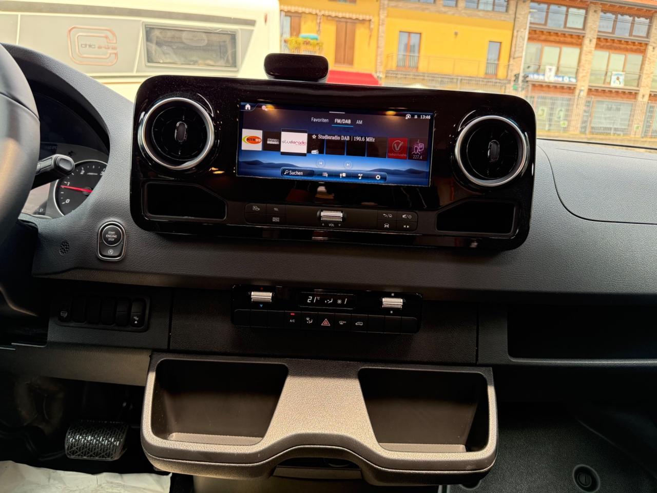 HYMER GT-S 685 MEDITERRANEE EDITION 7.40 MERCEDES