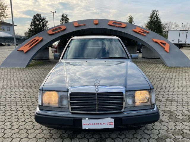 MERCEDES-BENZ 200 E cat