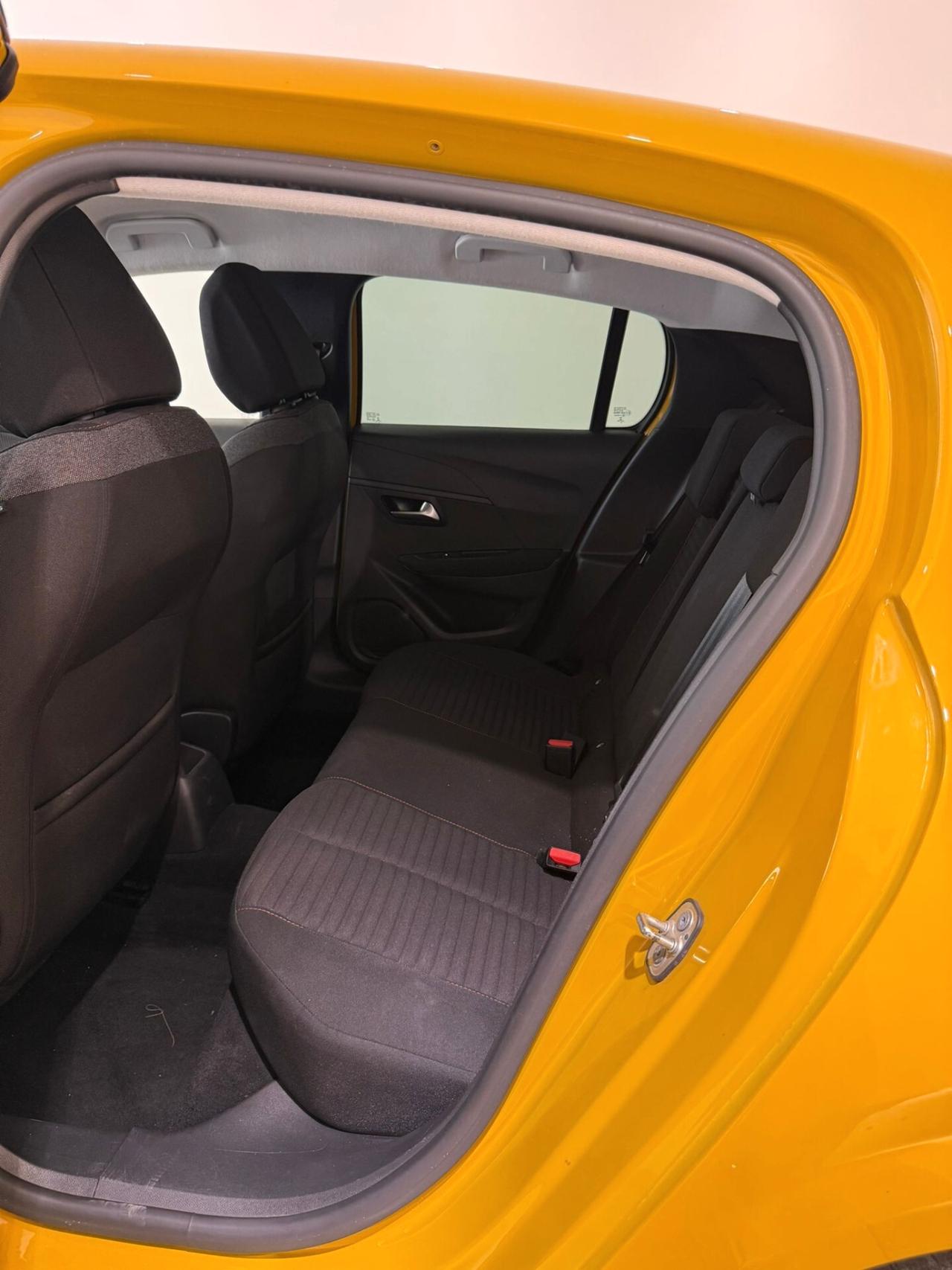 PEUGEOT 208 ACTIVE PACK CON 59.000 KM