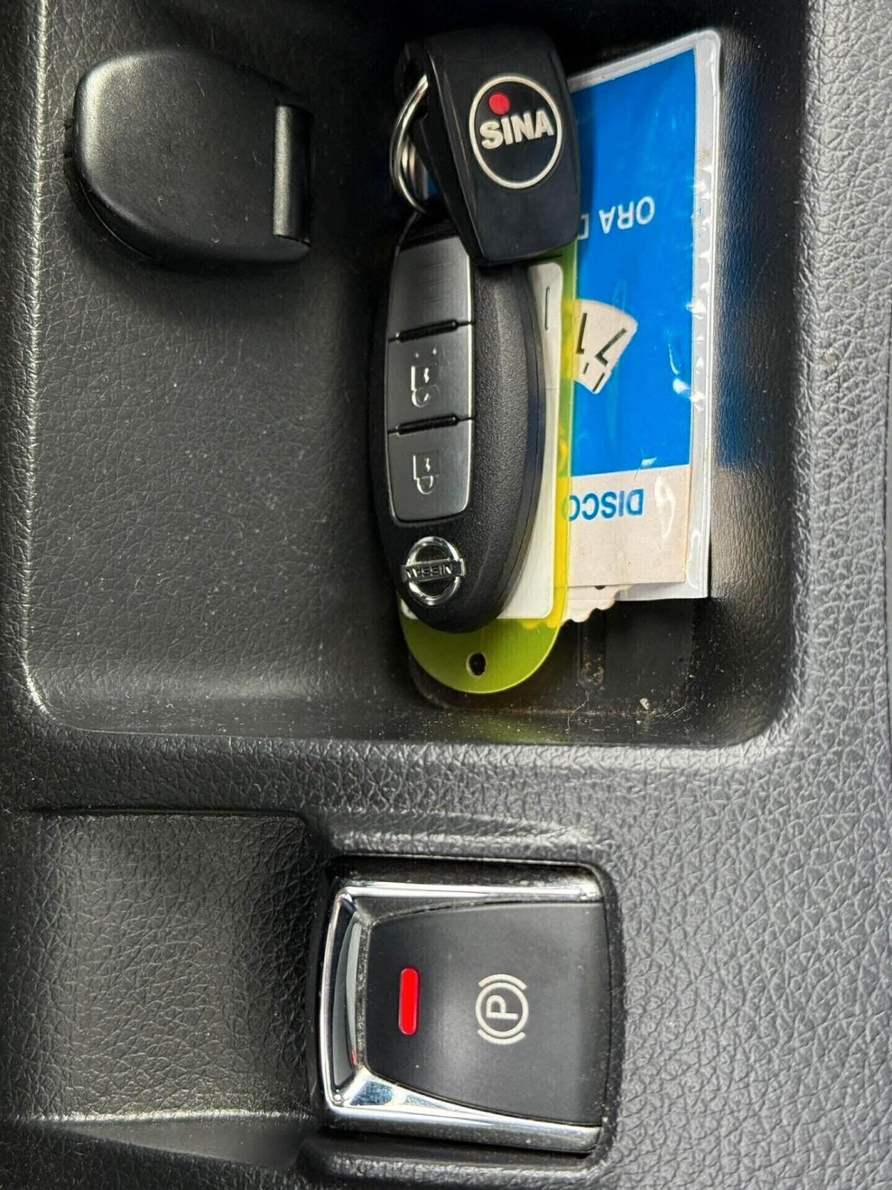 Nissan Qashqai 1.2 benzina UNICO-PR 115cv 58.500km