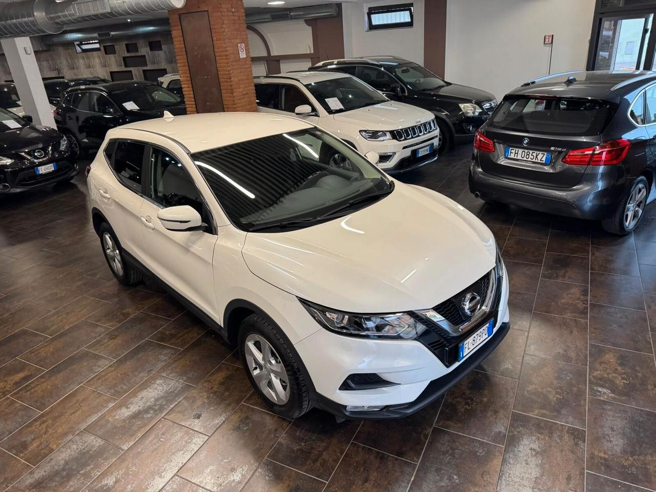 Nissan Qashqai 1.2 DIG-T Business