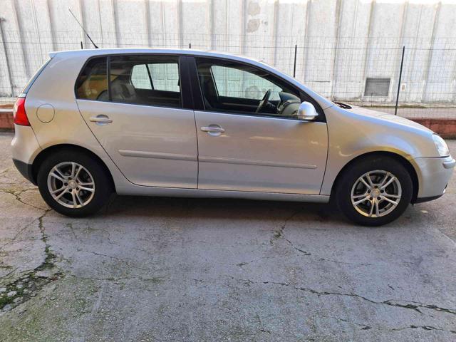 VOLKSWAGEN Golf 1.6 5p. Comfortline ok neopatentati