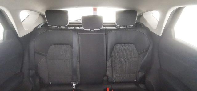 RENAULT Captur TCe 100 CV Intens