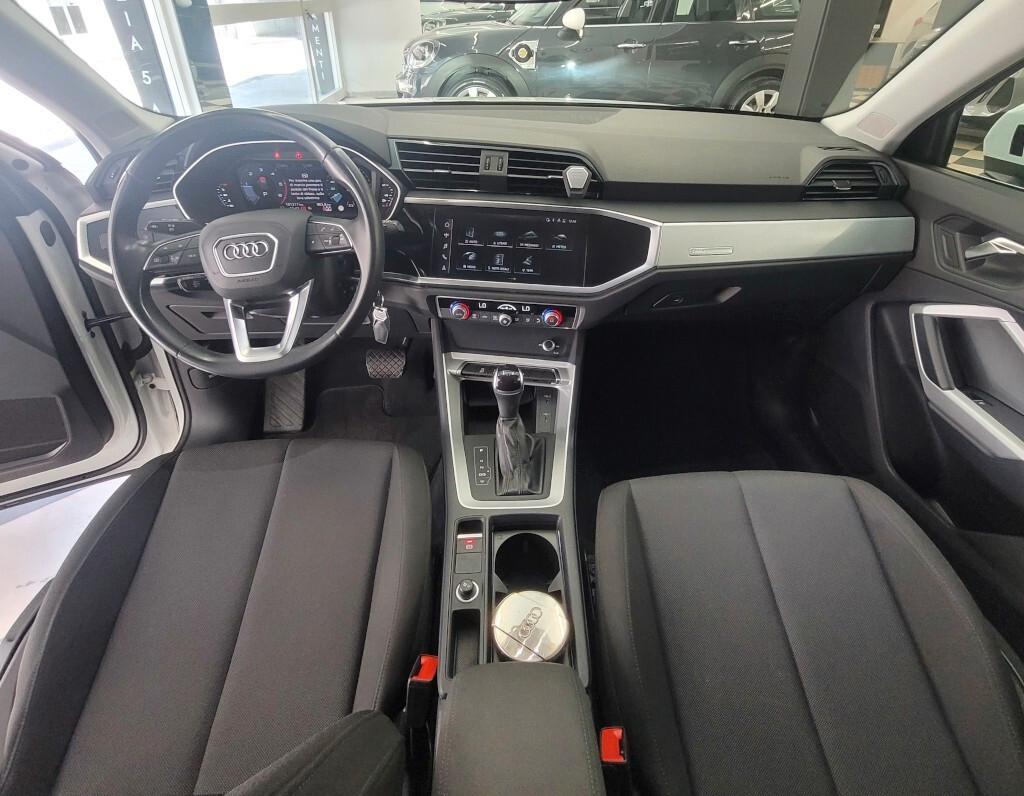 Audi Q3 35 TDI S tronic Business Advanced