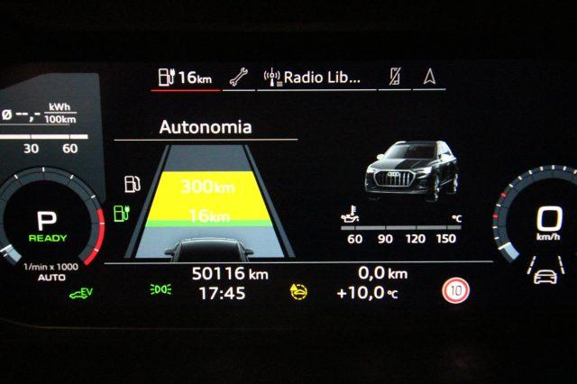 AUDI Q3 45 TFSI e S-tronic Business