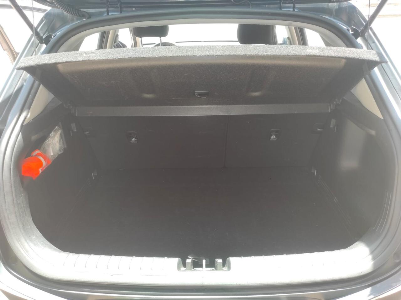 Kia Stonic 1.2 DPI Urban