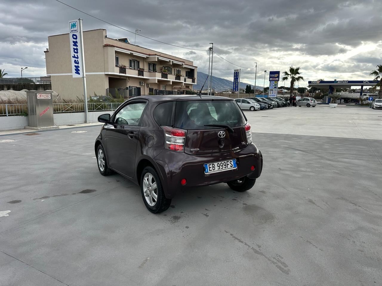 Toyota iQ 1.0