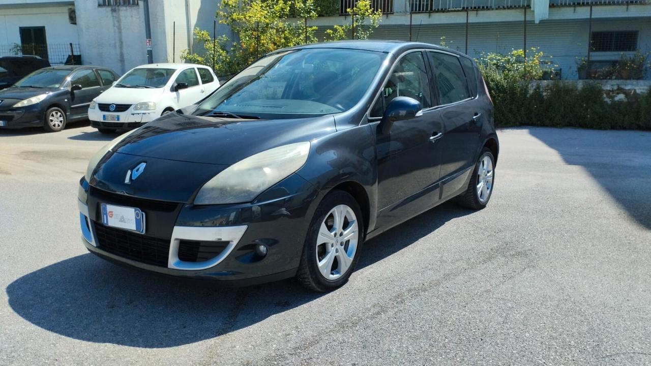 Renault Scenic Scénic X-Mod 1.5 dCi 110CV Luxe