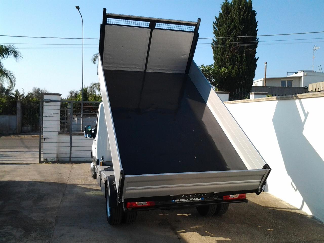 Ford Transit Ribaltabile Trilaterale E6 07/2018