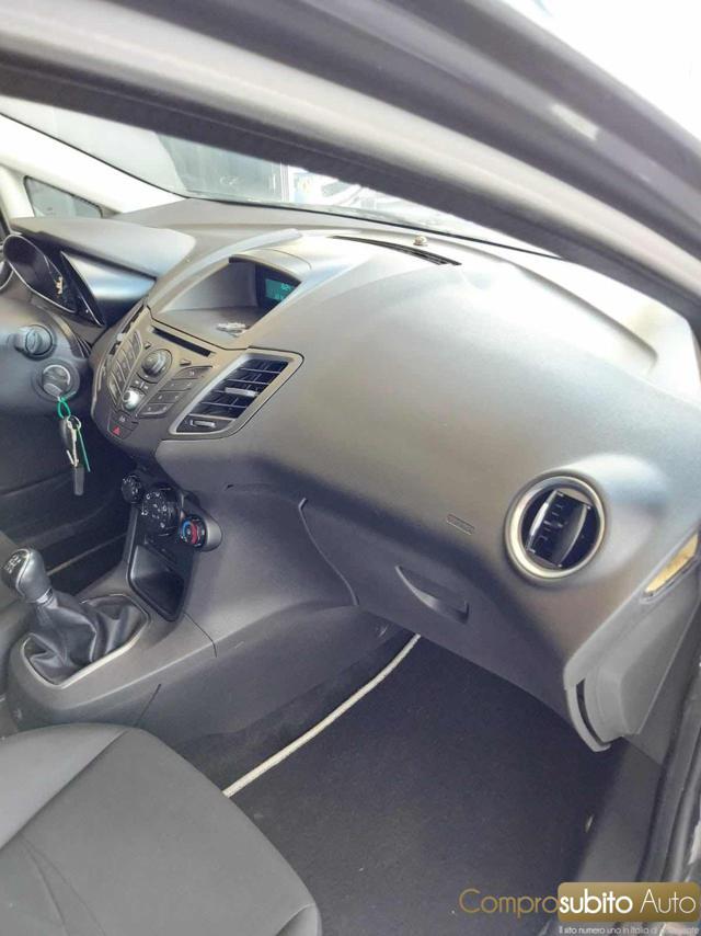FORD Fiesta 1.2 60CV 5 porte ( Garanzia 12 Mesi)