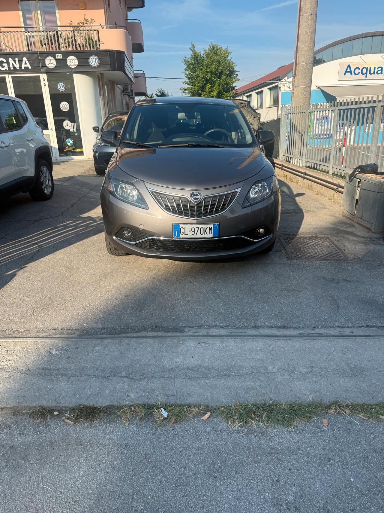 Lancia Ypsilon 1.0 FireFly 5 porte S&S Hybrid Gold NESSUN VINCOLO