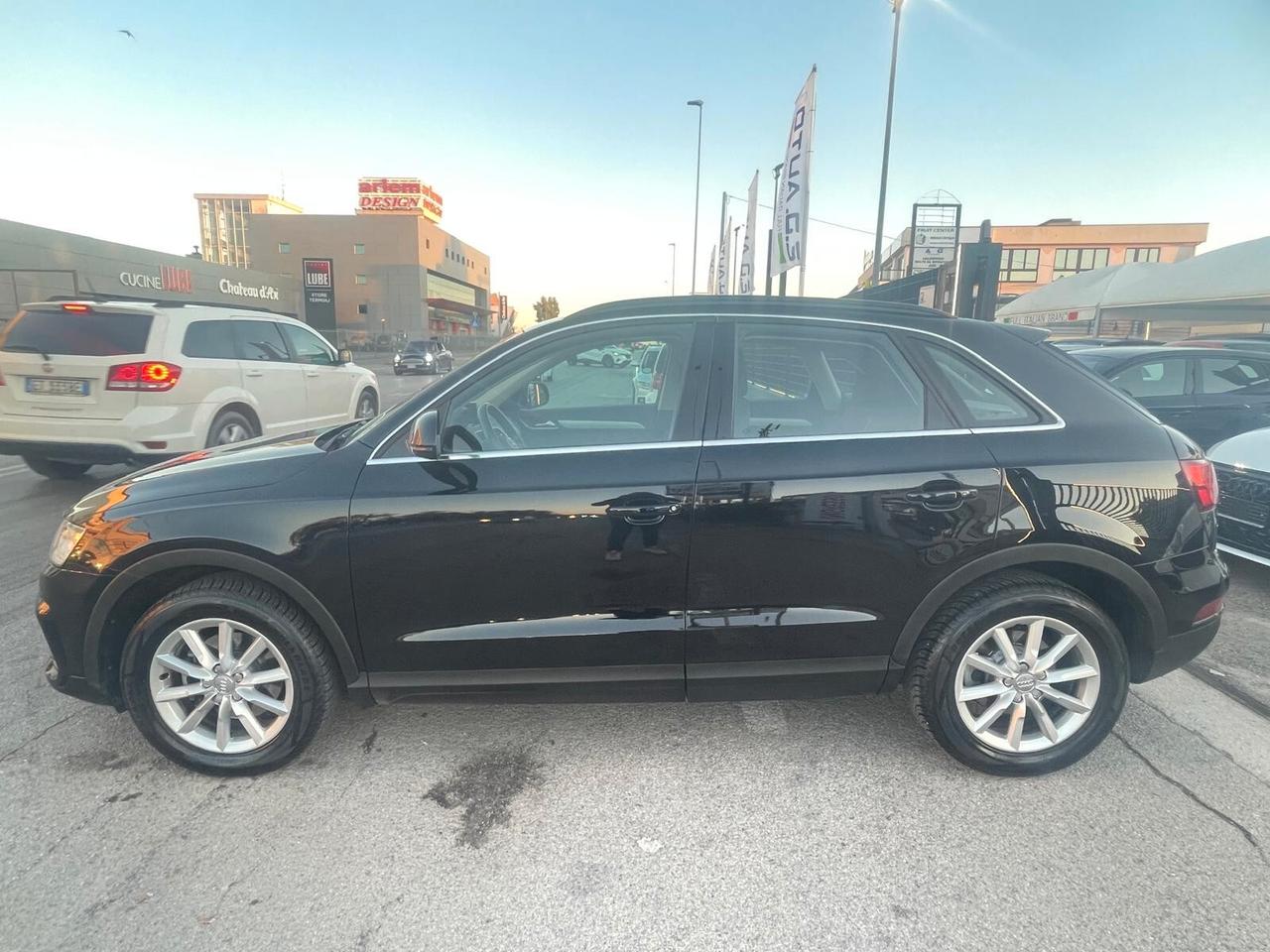 Audi Q3 2.0 TDI 150 CV Business