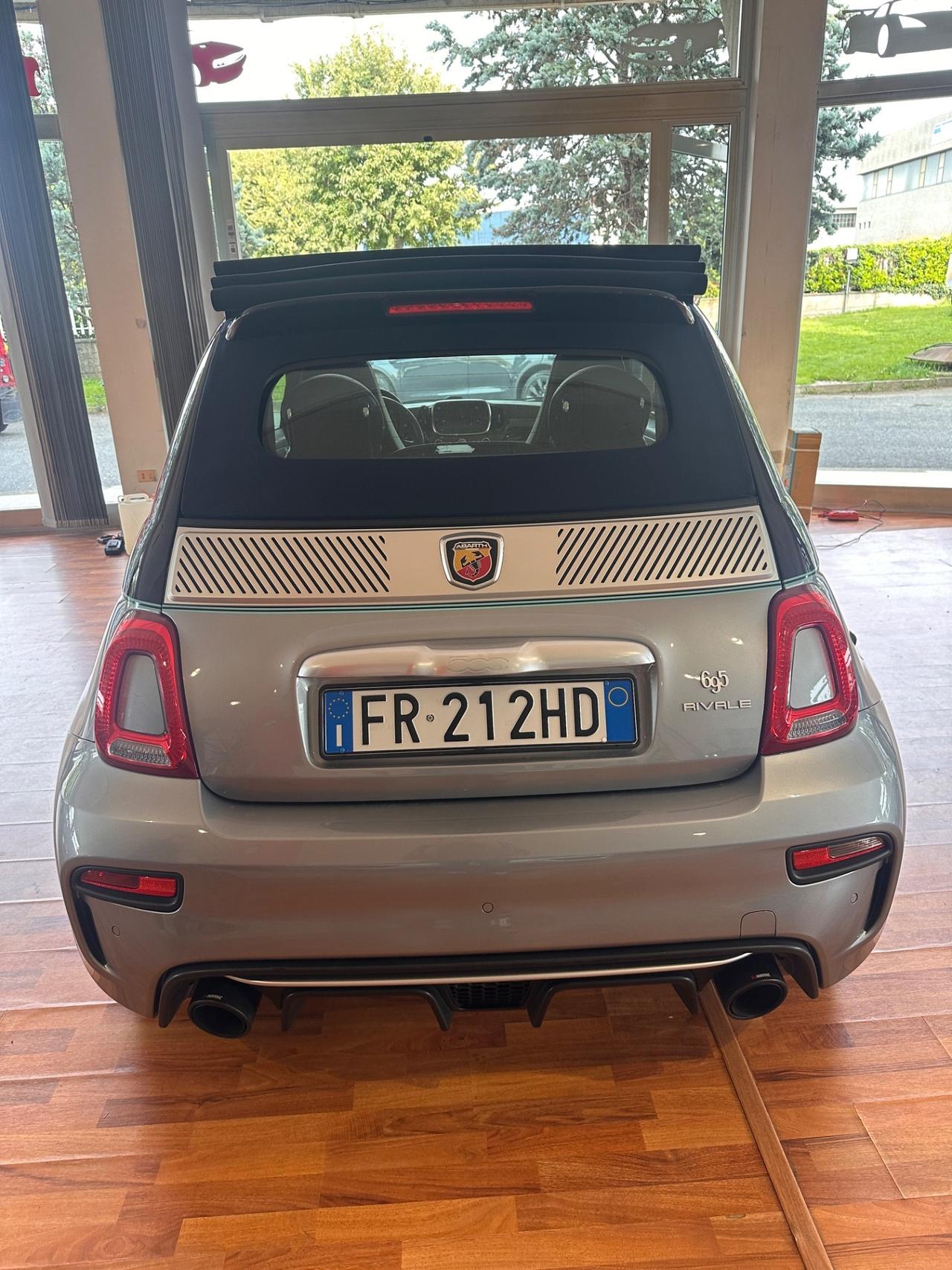 Abarth 695 C 1.4 Turbo T-Jet Rivale