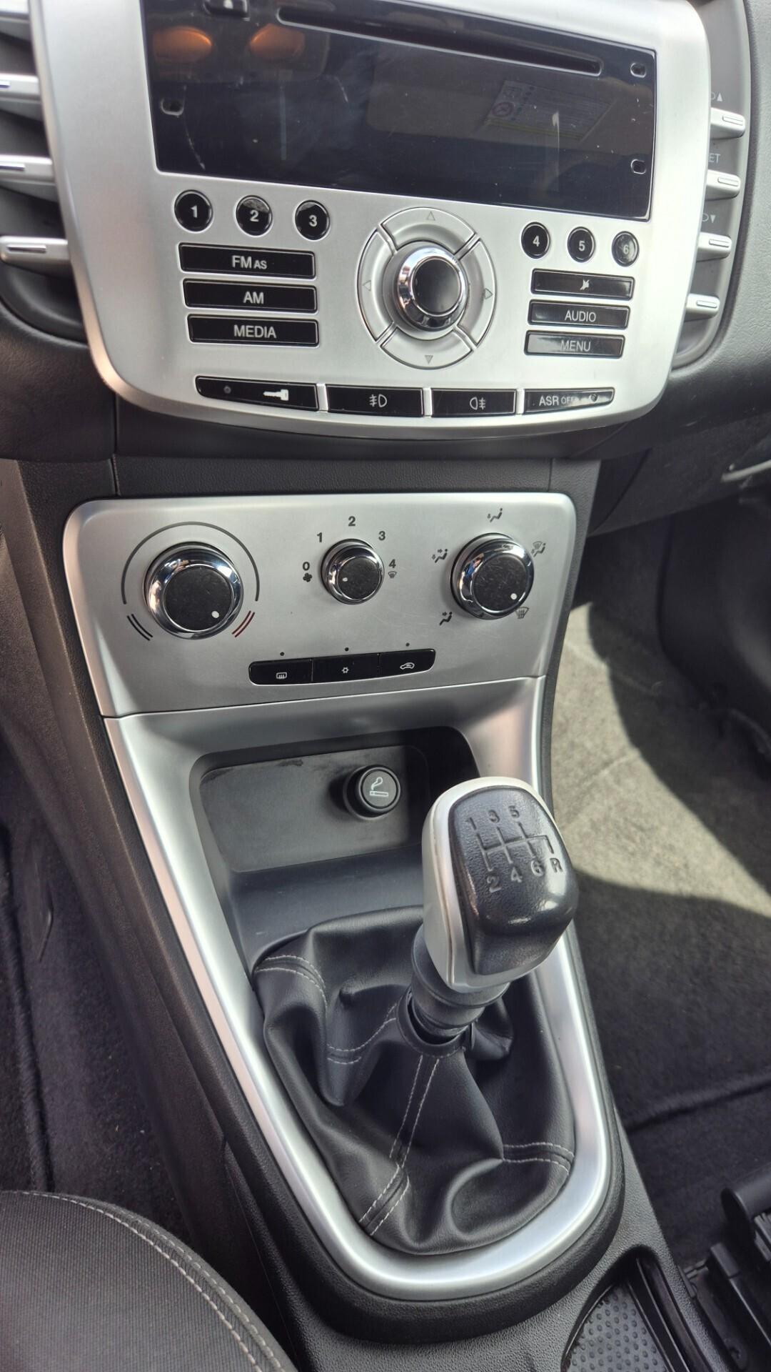 Lancia Delta 1.6 MJT DPF Platino