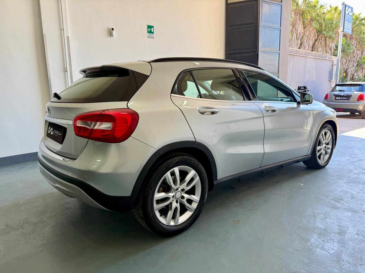 Mercedes-benz GLA 200 d Sport Auto