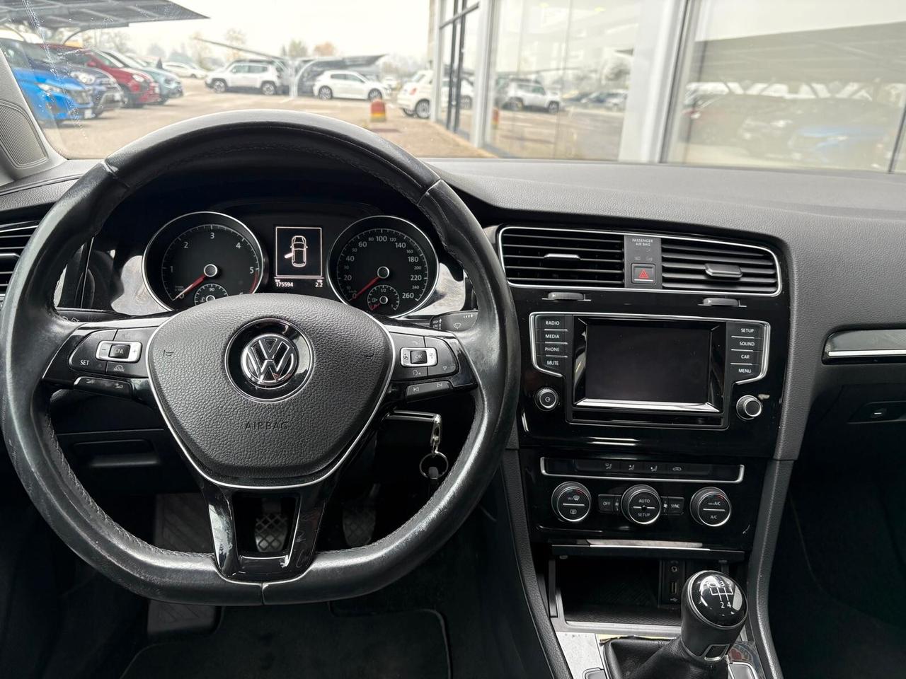 Volkswagen Golf HIGHLINE 1.6 TDI 5p. BMT UNICO PR.