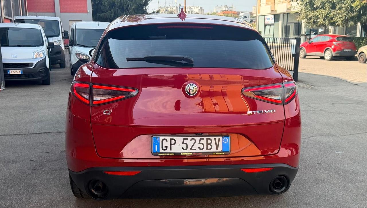 Alfa Romeo Stelvio 2.2 Turbodiesel 210 CV AT8 Q4 Competizione