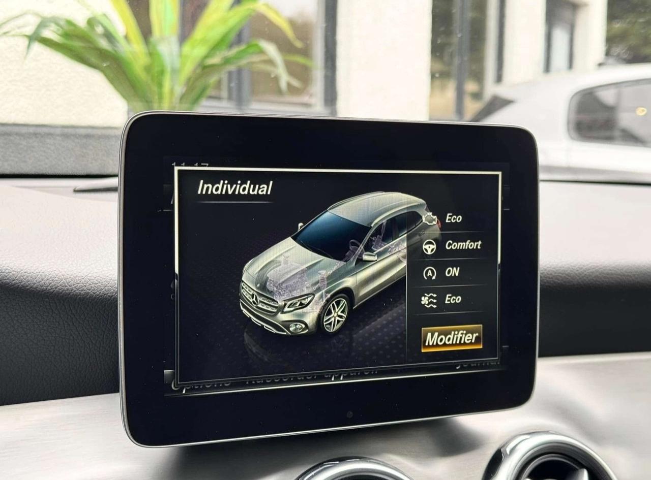 Mercedes-benz GLA 180 AMG