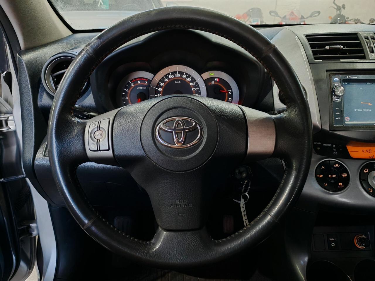 Toyota RAV 4 2.2 D-4D 136 CV Luxury