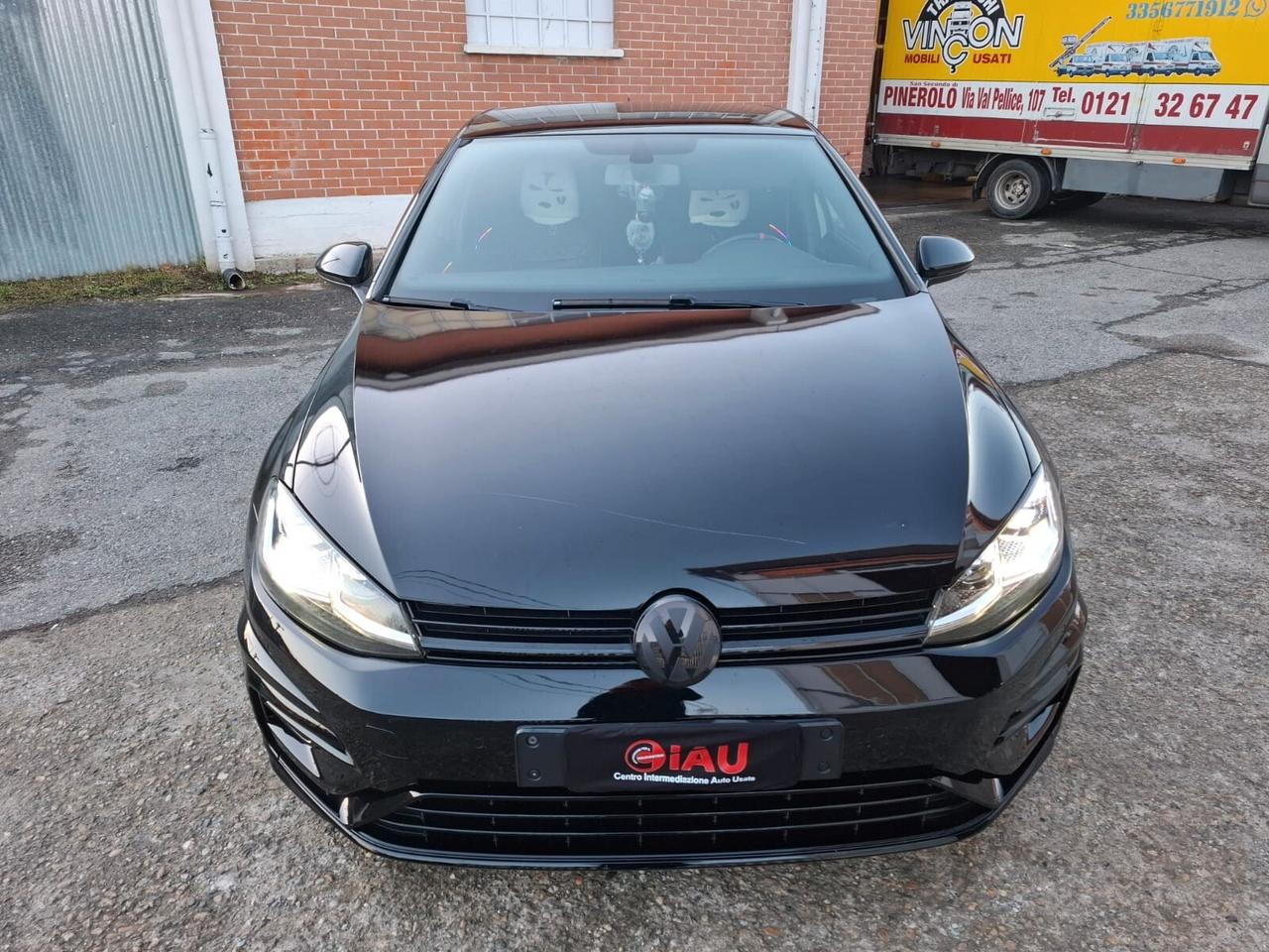 Volkswagen Golf 1.5 TSI 5p. Sport allestimento R line