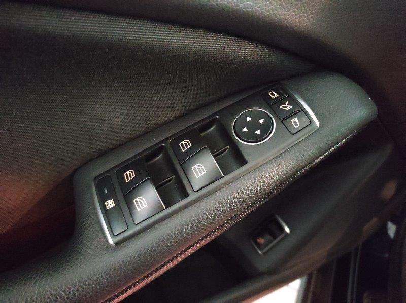 Mercedes-Benz GLA (X156) - GLA 200 d Automatic 4Matic Business Extra