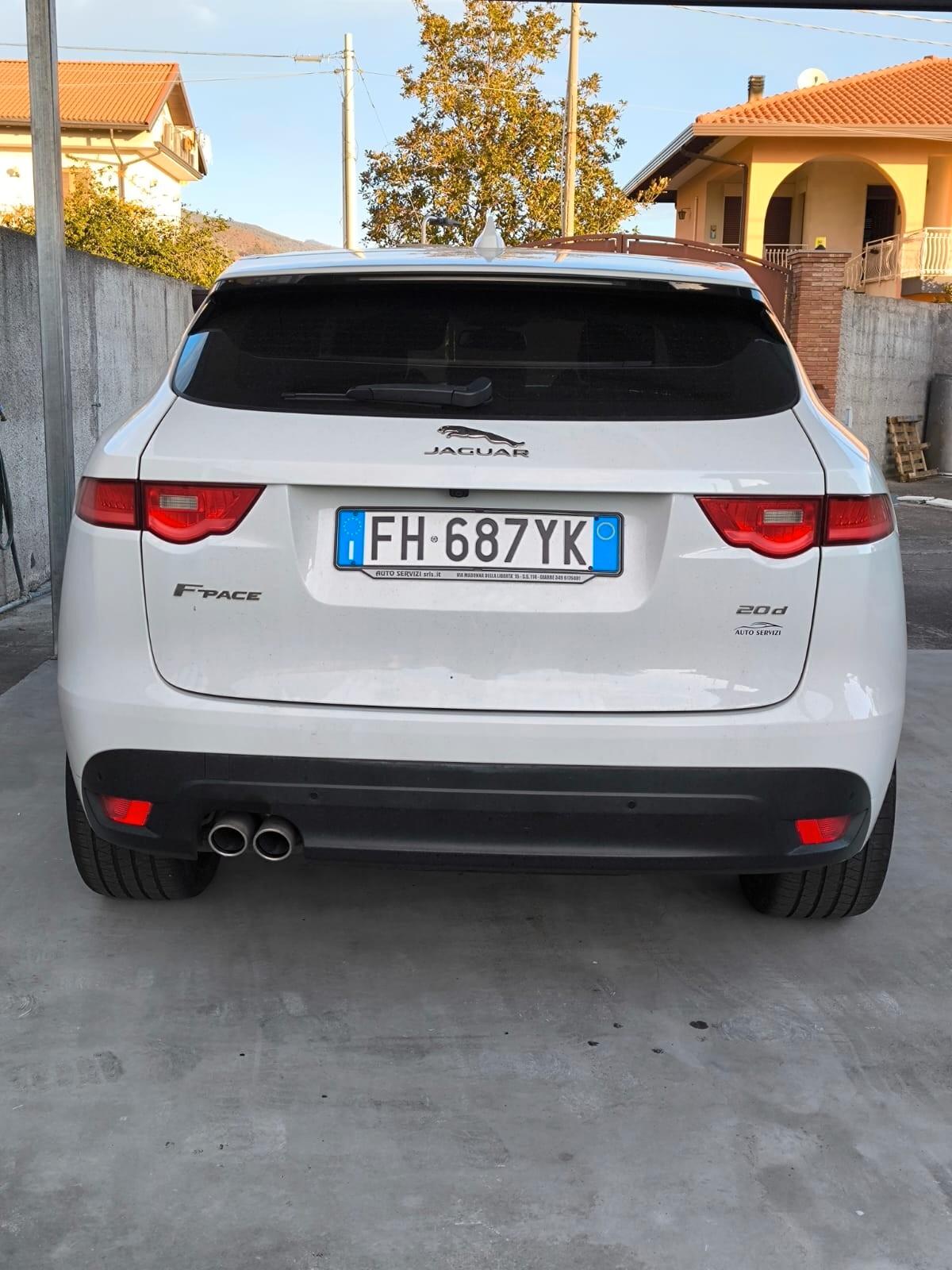 Jaguar F-Pace 2.0 D 180 CV R-Sport