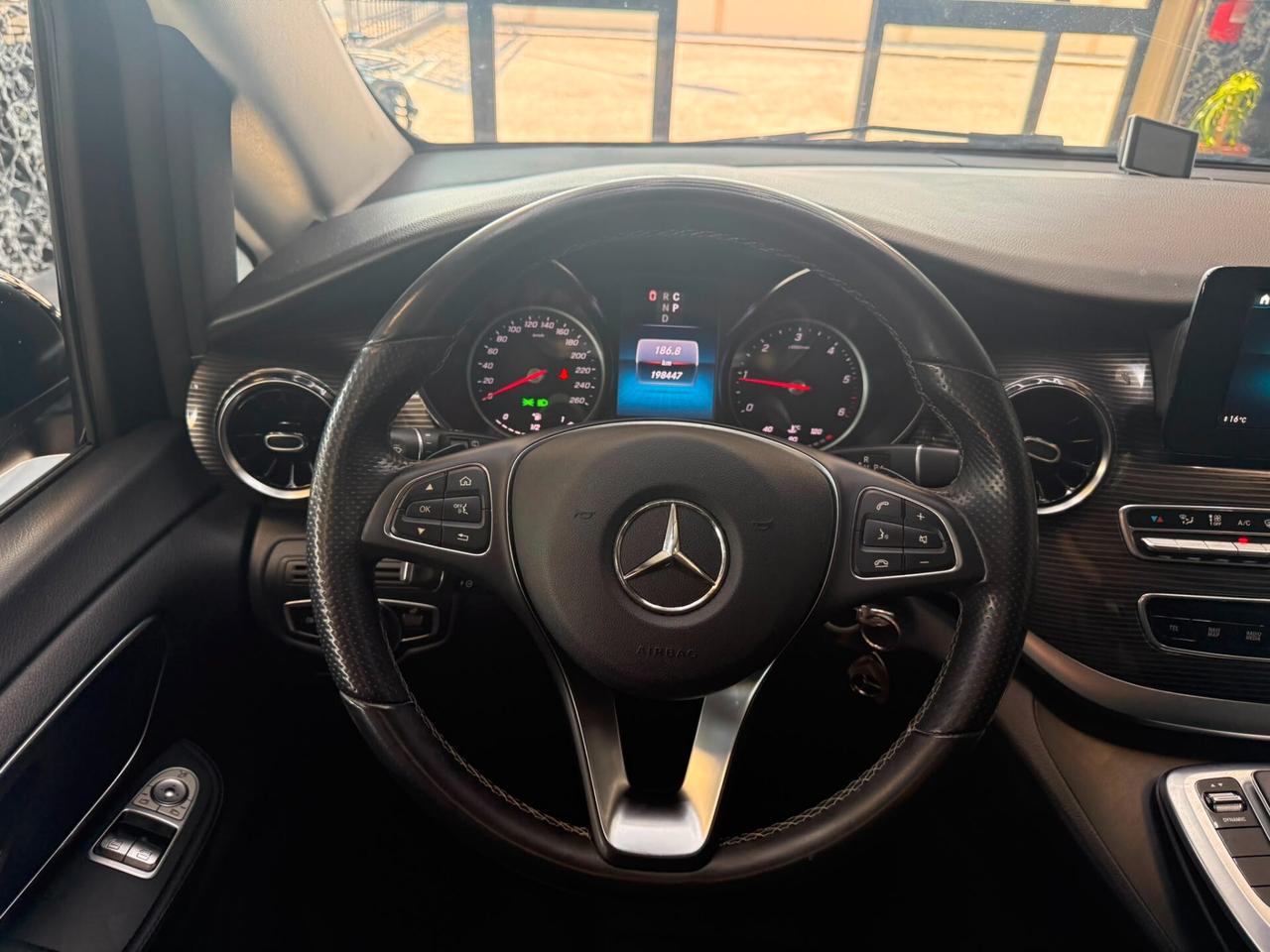 Mercedes-benz V 220 d Automatic Premium Compact