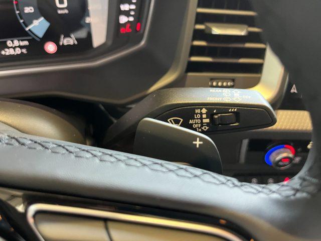 AUDI A1 SPB 30 TFSI Stronic S line edition "17 Sline/F.Led