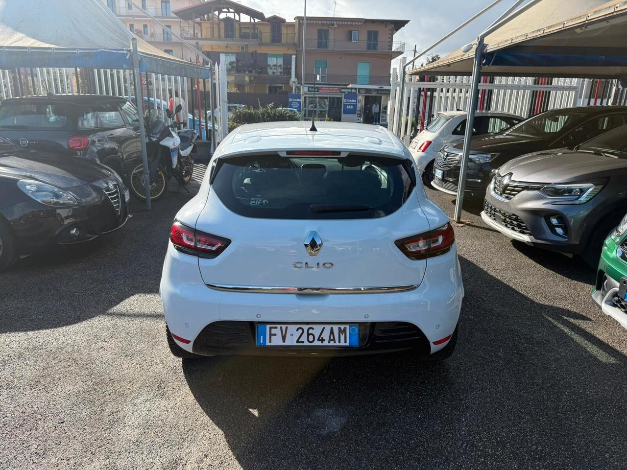Renault Clio dCi 8V 90 CV 5 porte Moschino Life