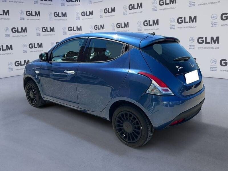 Lancia Ypsilon 1.0 FireFly 70cv S&S Hybrid SILVER