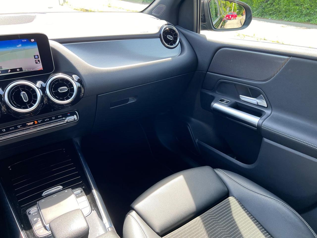 Mercedes-Benz B 180 Sport Plus B 180 D