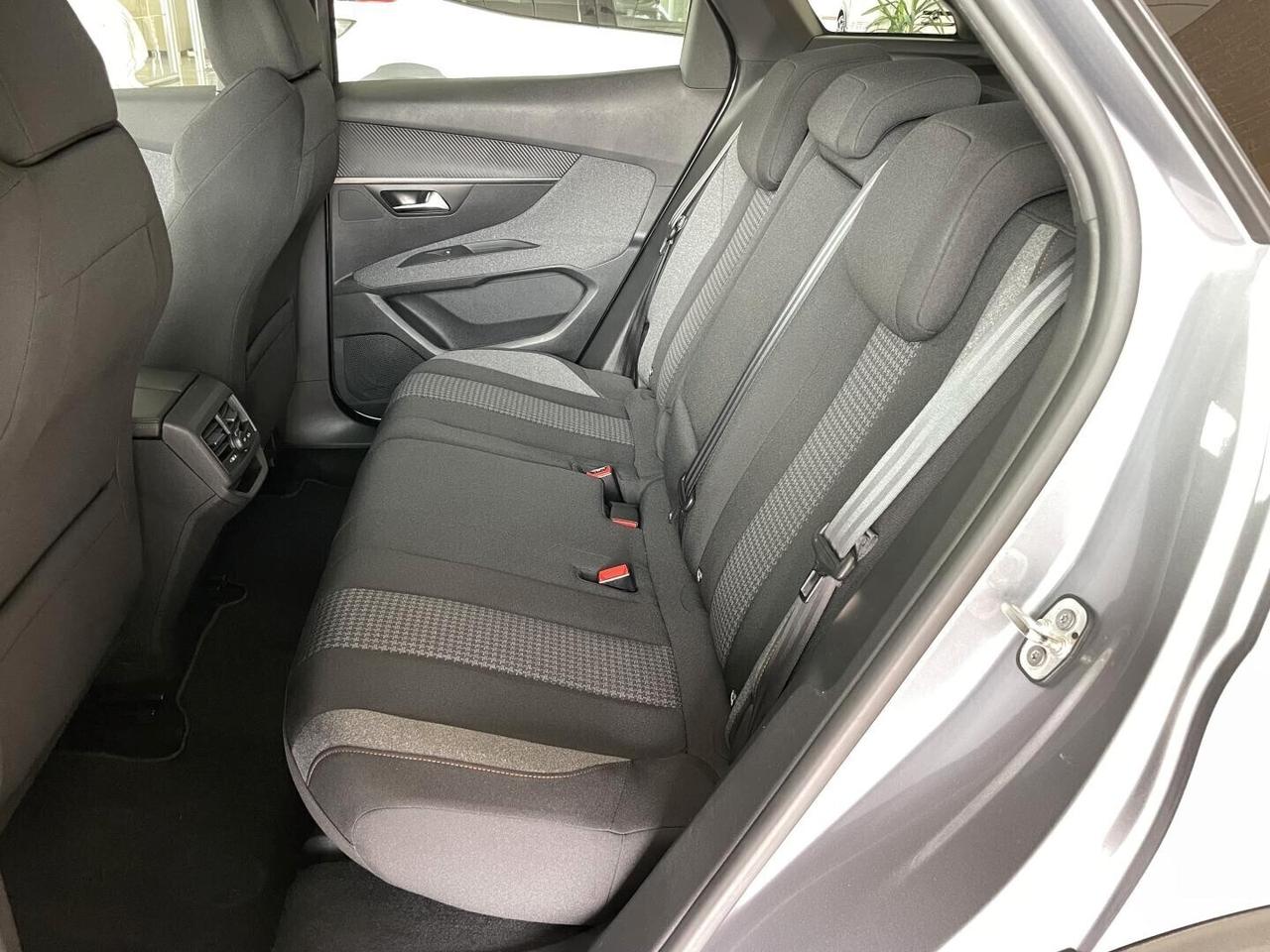 PEUGEOT New 3008 Business - BlueHDi 130cv EAT8 E6D
