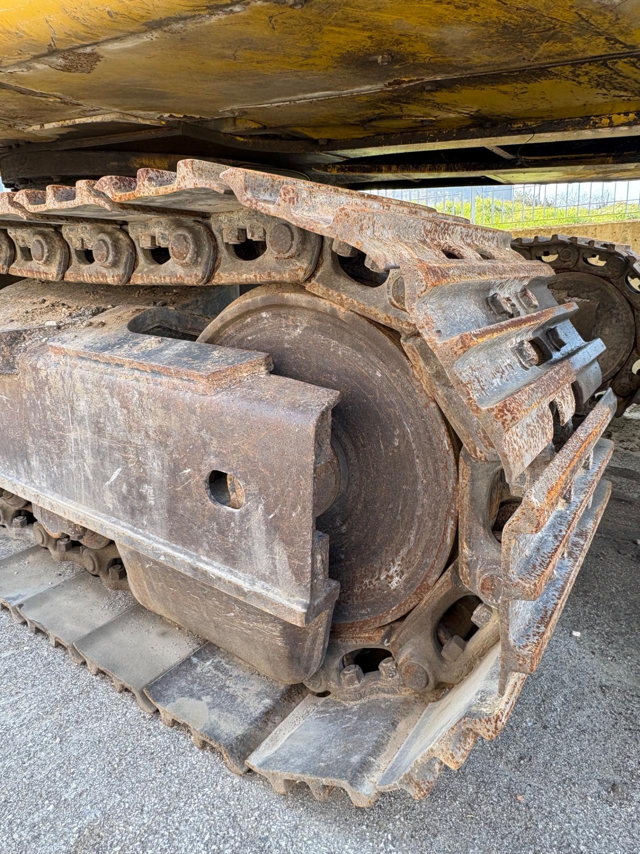 Escavatore Komatsu PC160