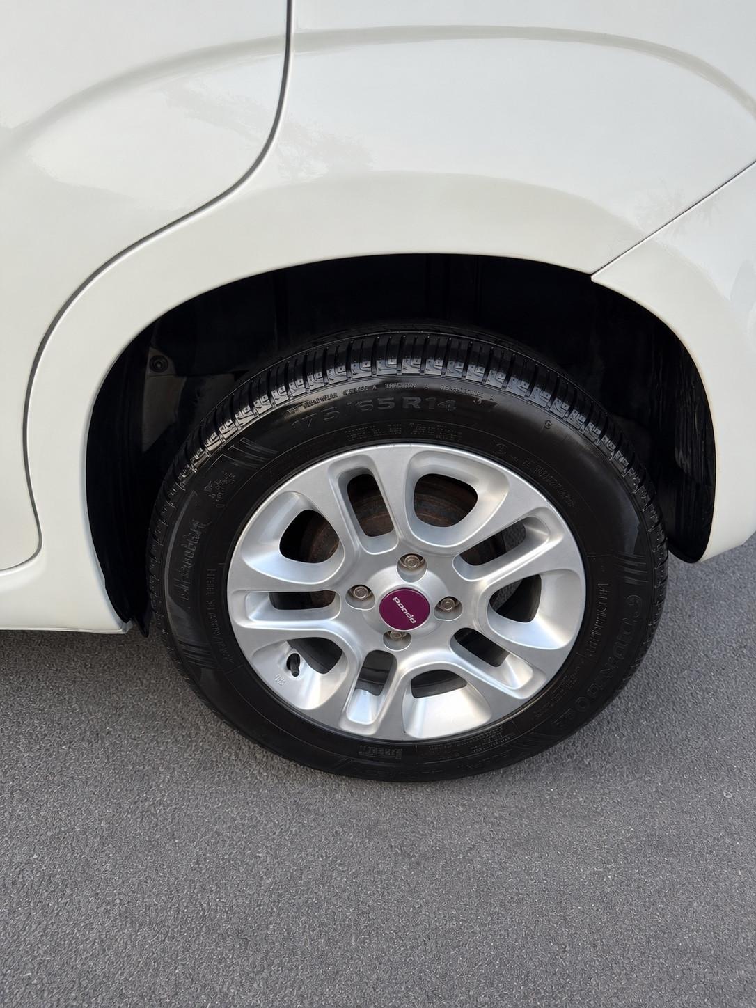 Fiat Panda 1.3 MJT S&S Lounge 75cv