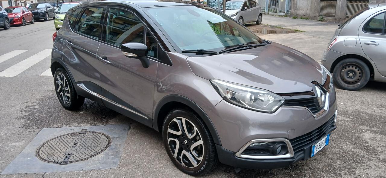 Renault Captur dCi 8V 90 CV EDC AUTOMATICA E6