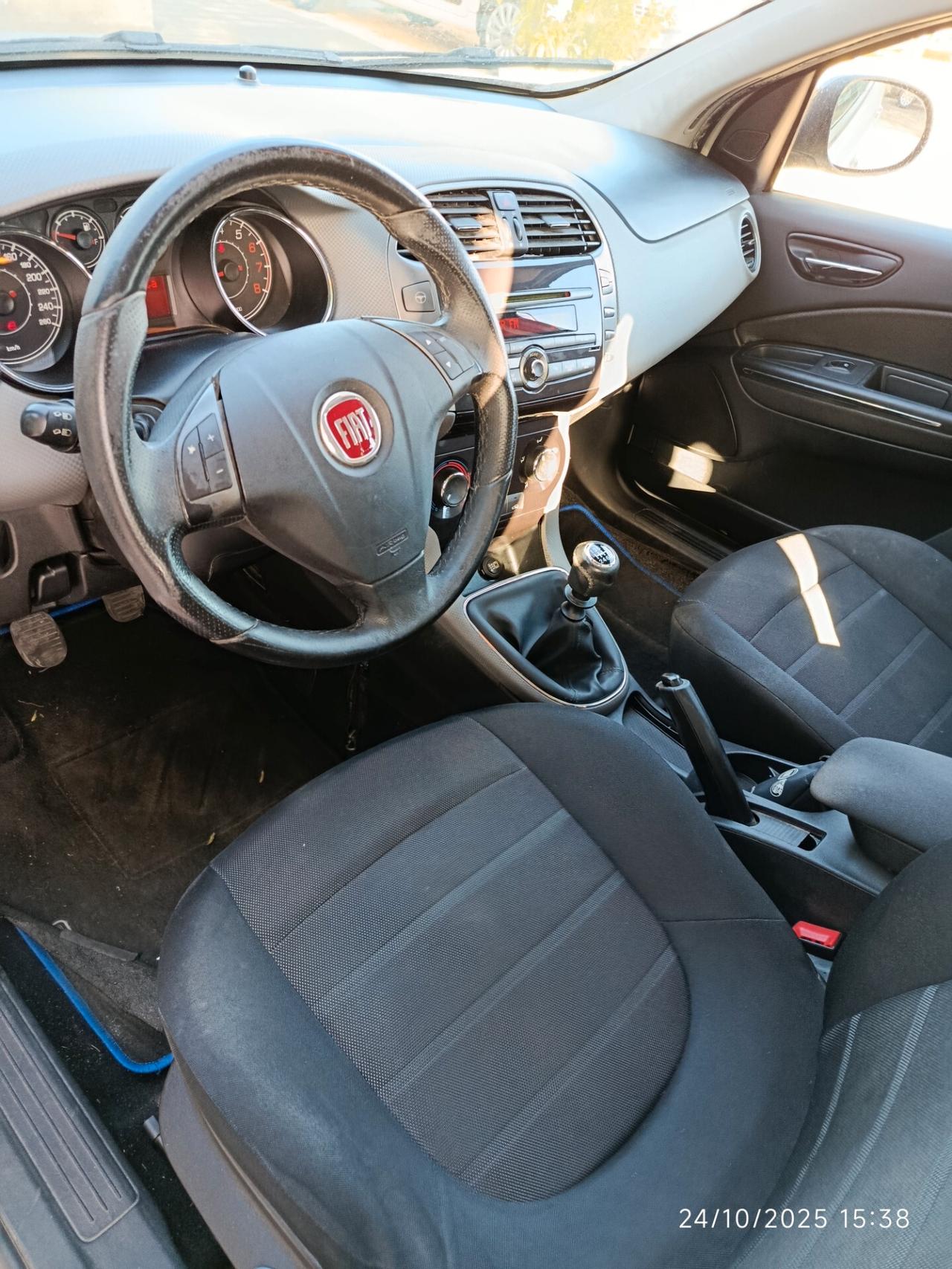 Fiat Bravo 1.4 EasyPower Easy £ 3790 VISTA E PIACIUTA £ 4999 CON GARANZIA