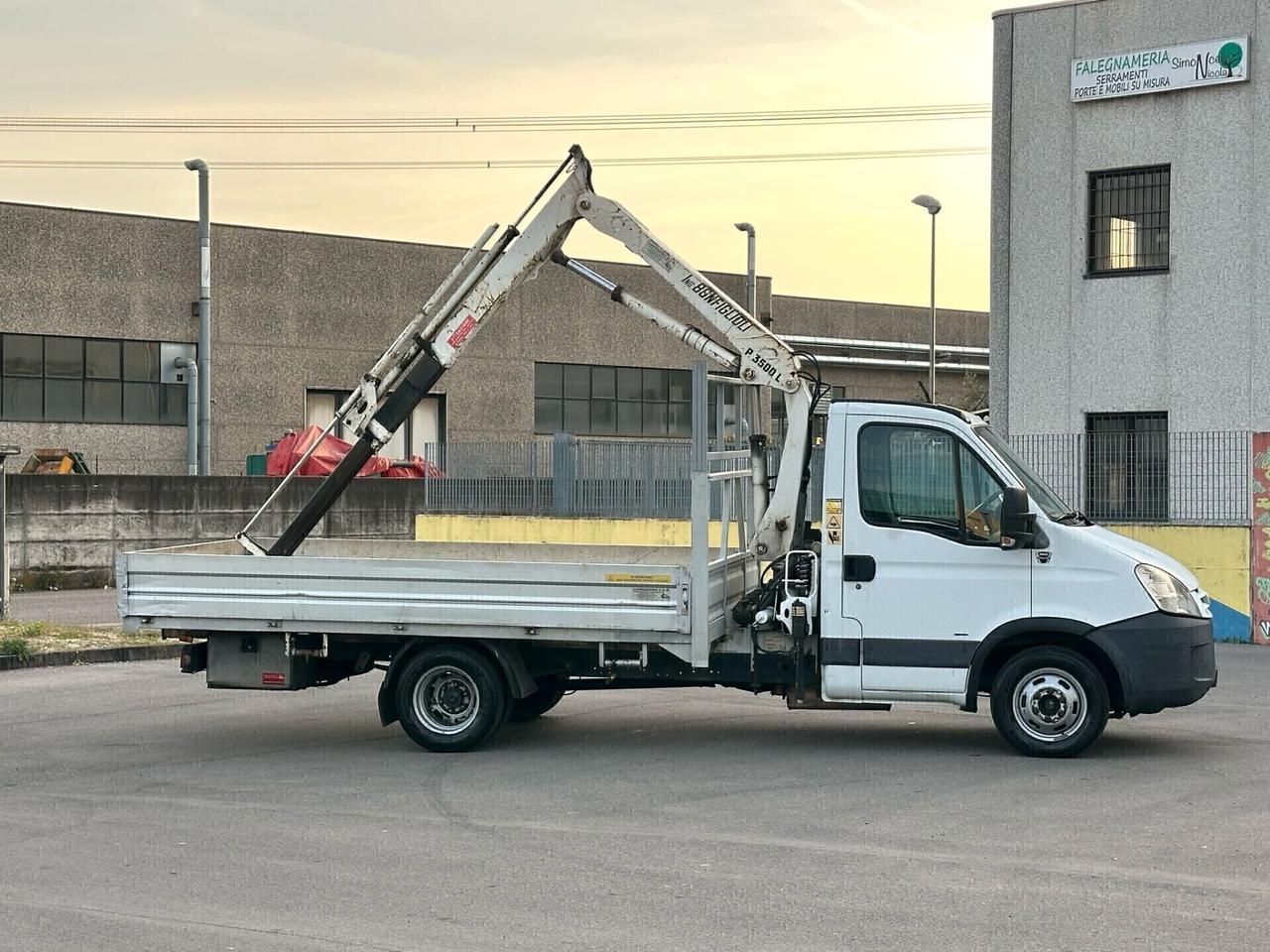 IVECO DAILY 35C12 CON GRU BONFIGLIOLI P35 SUPER PREZZO!