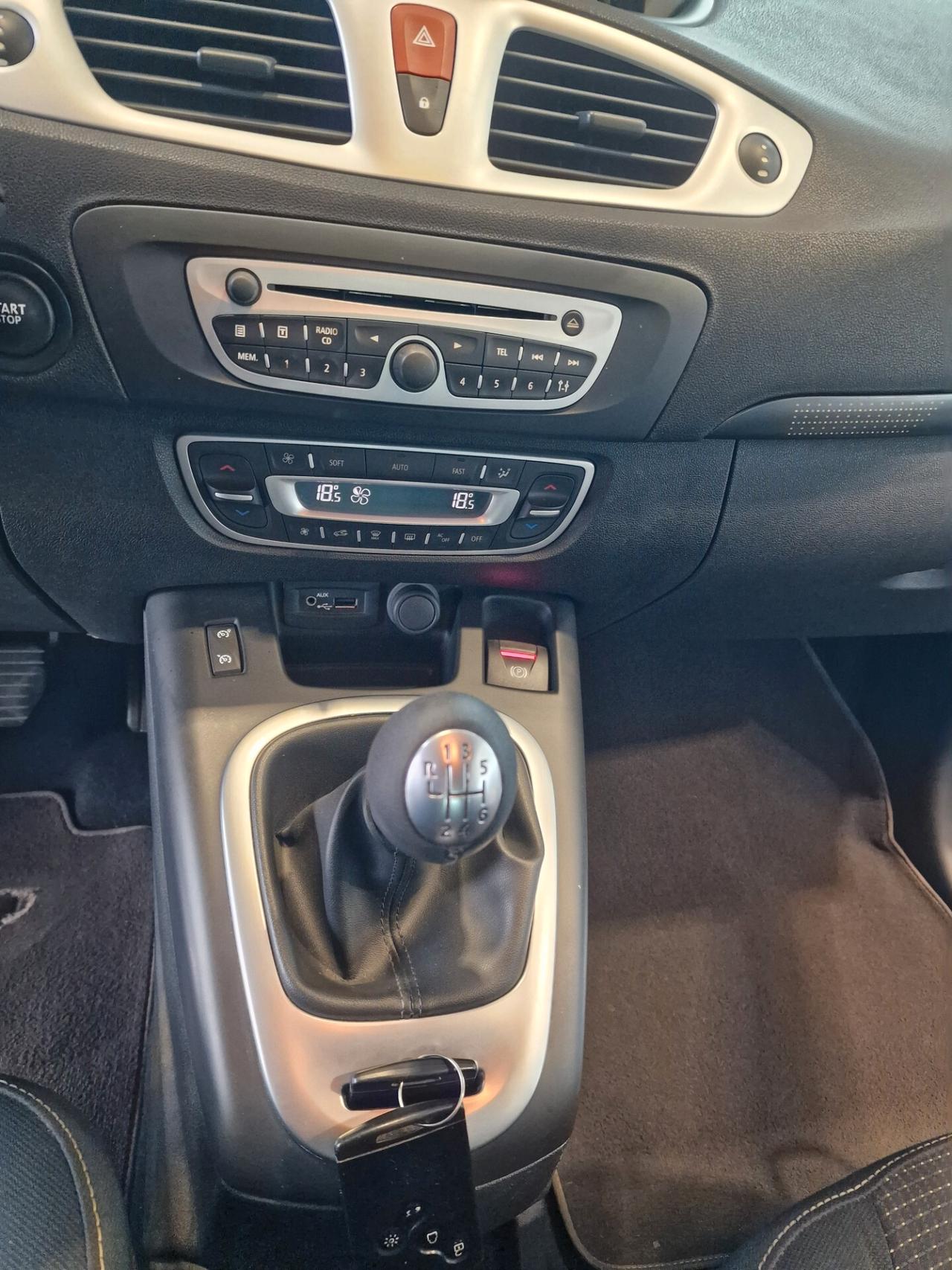 Renault Scenic Scénic X-Mod 1.5 dCi 110CV Luxe