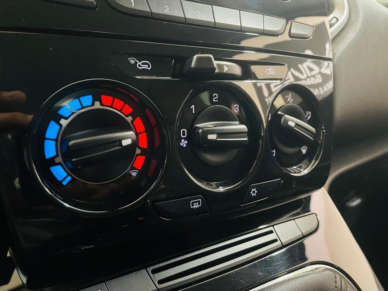 Lancia Ypsilon 1.3 MJT 16V 95 CV 5 porte S&S Gold