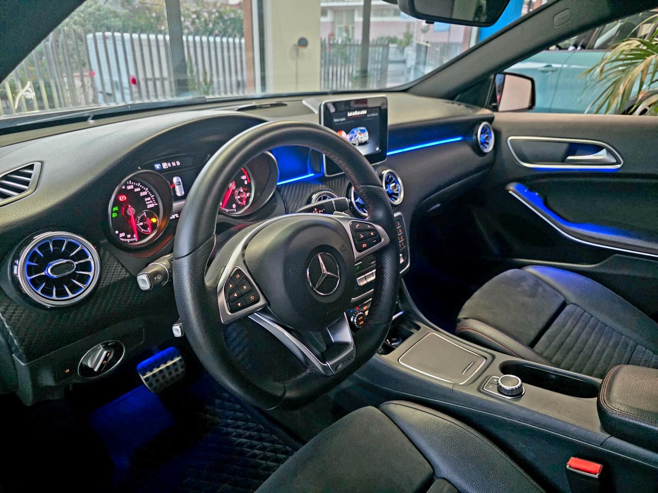 Mercedes-benz Classe A 180d Automatic Premium AMG TETTO
