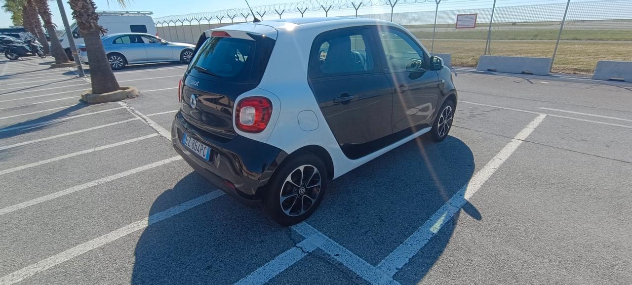 Smart ForFour 70 1.0 Passion